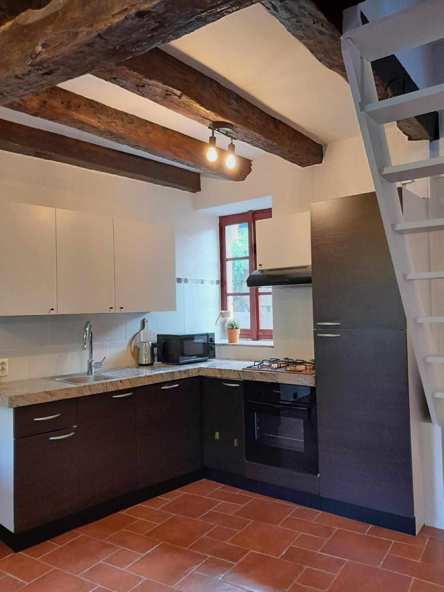 Gite "La Petite" Saint-Benoit-du-Sault Bagian luar foto